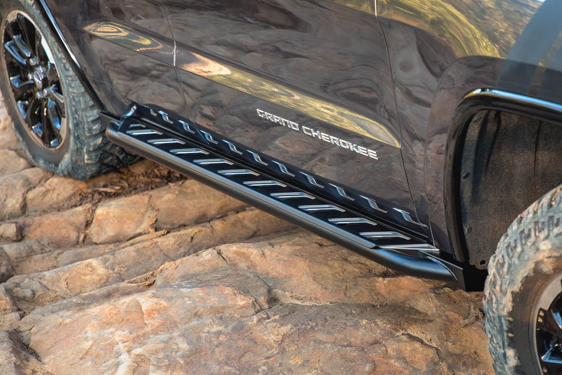 WK2 Rock Rails PREORDER AVAILABLE Seven Slot Off Road